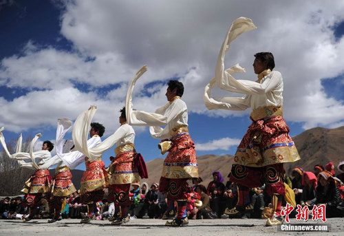 四川甘孜藏区民众欢度藏历新年4