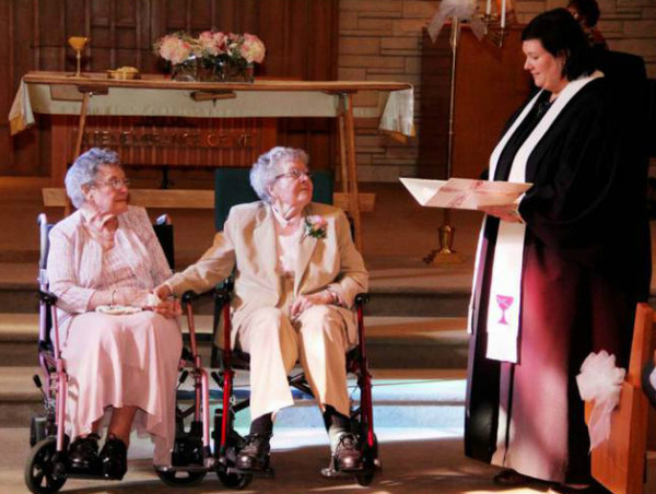 同性恋老人相伴72年结婚