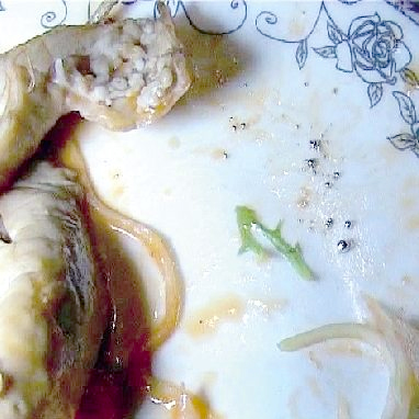 孕妇吃干锅肥肠吃出水银-10分钟后鼻子流血2