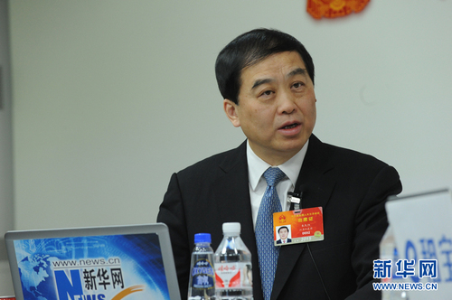 2015年3月6日，全国人大代表、扬州市长朱民阳作客新华会客厅。新华网 贾振 摄