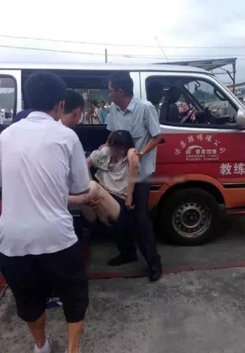 悲剧！广东高考639分一女'状元'在驾校学车时不幸被撞身亡