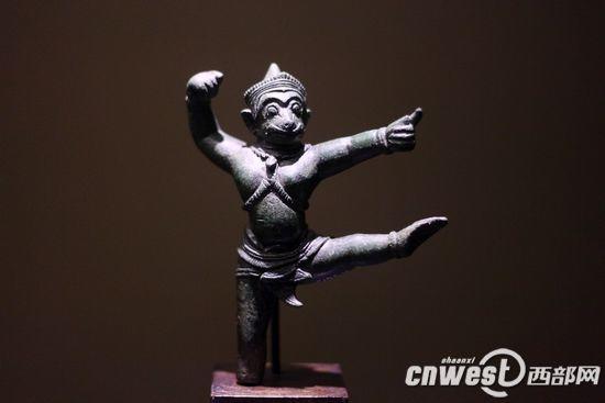 展览的猴神哈奴曼雕塑，或为孙悟空原型。