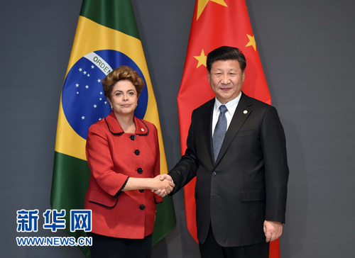 11月30日，国家主席习近平在巴黎会见巴西总统罗塞夫。新华社记者张铎 摄