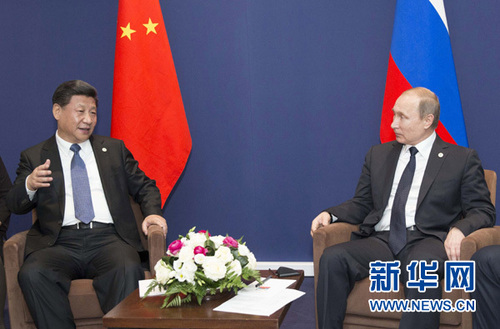 11月30日，国家主席习近平在巴黎会见俄罗斯总统普京。 新华社记者黄敬文 摄