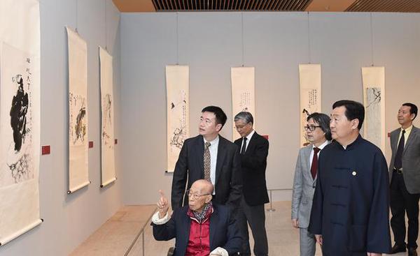 “学艺融通——饶宗颐教授百岁艺术大展”在国家博物馆举行