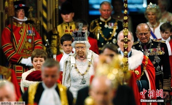 老当益壮：英国女王2015全年参加341次公务活动