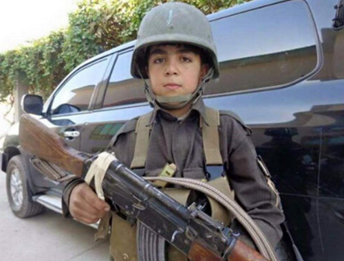 外媒：阿富汗10岁战斗小英雄遭塔利班暗杀
