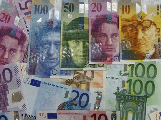 瑞士公投：决定是否向公民按月无条件发2500瑞郎