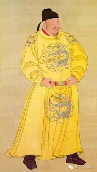 身着黄色龙袍的唐朝皇帝