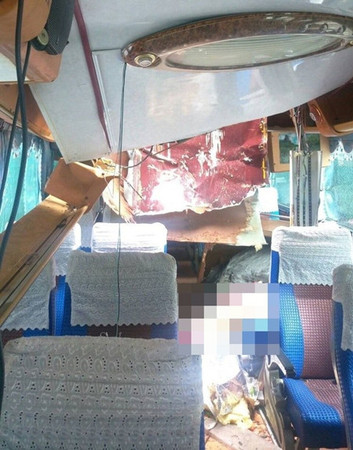 台湾发生落石砸中游览车意外：1人当场死亡3人受伤