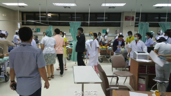 泰国华欣市发生两起爆炸致1死20伤包括外国游客