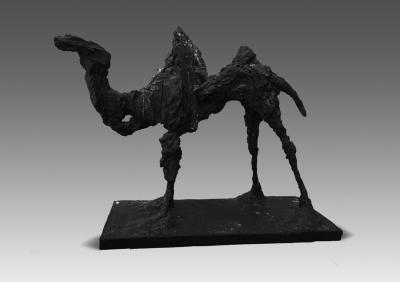 熊秉明，《骆驼》39 46 17.5cm雕塑