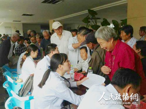 农工党江苏扬州市基层委员会开展义诊宣传活动