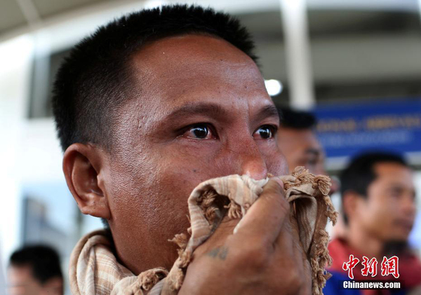 遭海盗劫持4年半 中国船员在内26名人质获救2