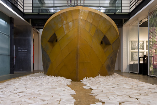 邱志杰，破冰：沉没的巨人，装置，2009