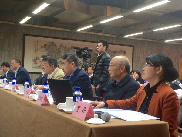 二、11月26日，人口与发展高级资讯会在京召开。  人民政协网记者  张春莉  摄