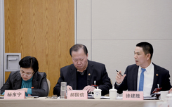 东城区政协委员分组讨论 围绕发展建言献策