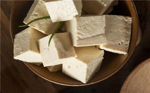 豆腐有什么营养 豆腐和什么搭配好 豆腐的搭配禁忌