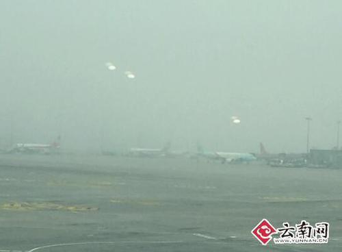 昆明机场25日取消航班51架次 已解除延误应急3级响应