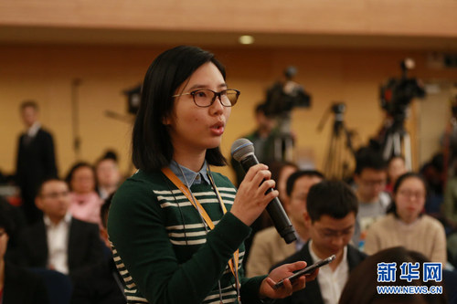 香港商业电台记者提问香港区域人大代表选举