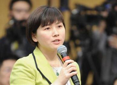 江苏广电总台记者提问“保护消费者的合法权益”