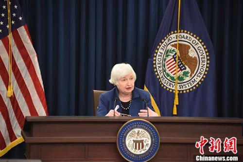 当地时间3月15日，美联储主席耶伦在华盛顿宣布，将联邦基金利率上调25个基点。 <a target='_blank' href='http://www.chinanews.com/'>中新社</a>记者 邓敏 摄