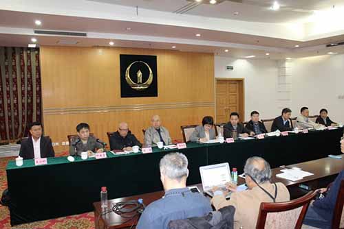 中国藏学研究中心9名专家学者与境内外记者交流 刘瑞 摄