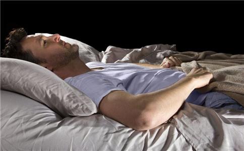 睡觉流口水是怎么回事 睡觉流口水的原因有哪些 睡觉流口水怎么办