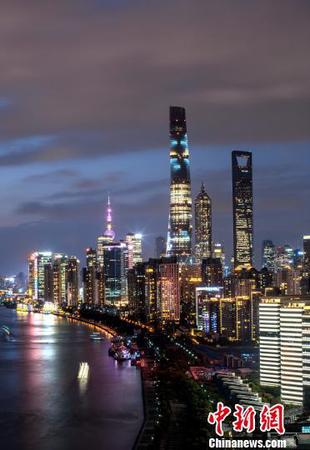 546米“上海之巅”观光厅正式对公众开放。　李佳佳 摄