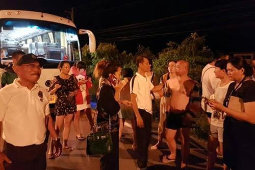 临时加费遭拒 中国女导游在泰国半路丢下22名游客