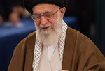 伊朗最高领袖哈梅内伊参加总统选举投票
