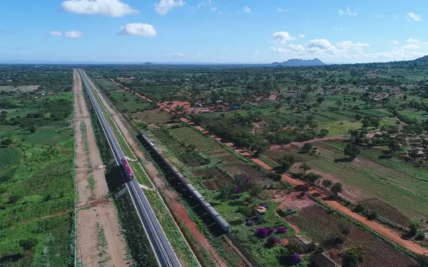 中国修建的非洲世纪铁路今通车 曾遭质疑修不好