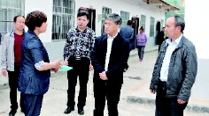     致公党湖南省委赴桑植县开展精准扶贫民主监督调研。