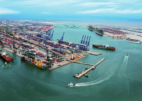天津港保税区半年成绩单发布 地区生产总值破