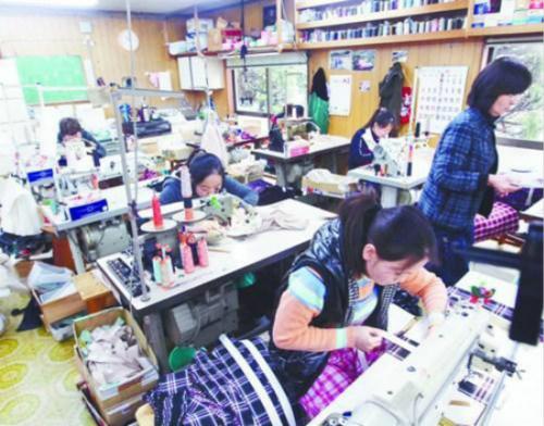 外国研修生制度已经成了企业经营者盘剥廉价劳动力的温床。图片来源：日本新华侨报网