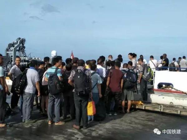 中方:在多米尼克转移中国公民158人 包括2名台胞