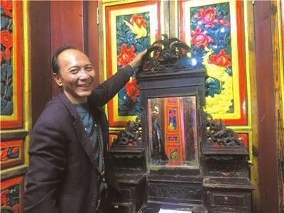 51岁的杨跃宣自遇假画后，收藏兴趣便转向古建。