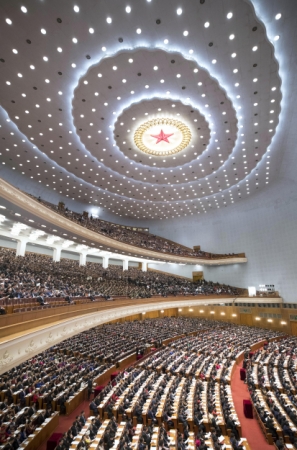 （11）十三届全国人大一次会议在京开幕
