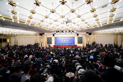 外交部王毅就“中国外交政策和对外关系”回答记者问