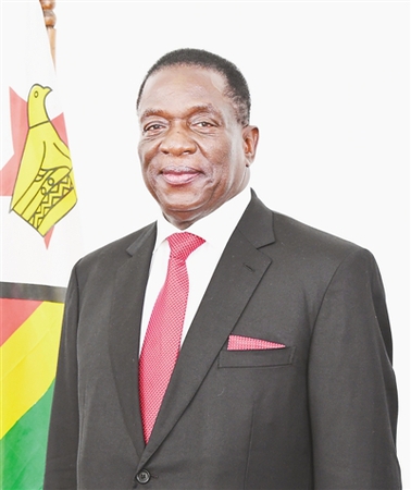 津巴布韦共和国总统姆南加古瓦今起对我国进行