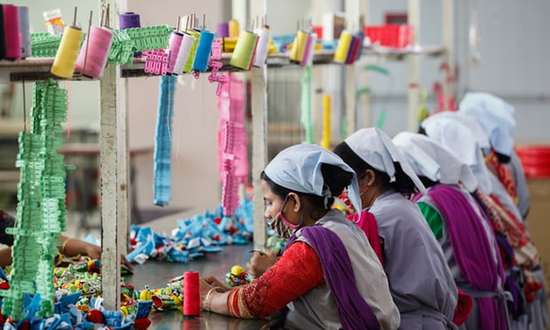 Gap和H&M被指在亚洲设血汗工厂:女工被虐不敢上报