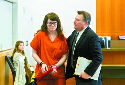 6月15日，在美国亚利桑那州马里科帕县高等法院，枪杀中国女留学生江玥的凶手霍利·戴维斯出庭受审。