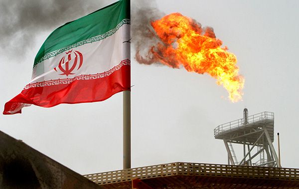 伊朗拟通过私企出口石油抗衡制裁 特朗普: 看谁敢!