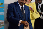 喀麦隆举行总统选举