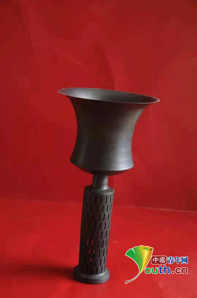 张国庆的蛋壳陶器作品。本人供图