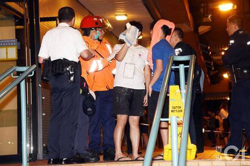 香港浸会大学宿舍疑洒面粉庆生发生爆炸 12人受伤
