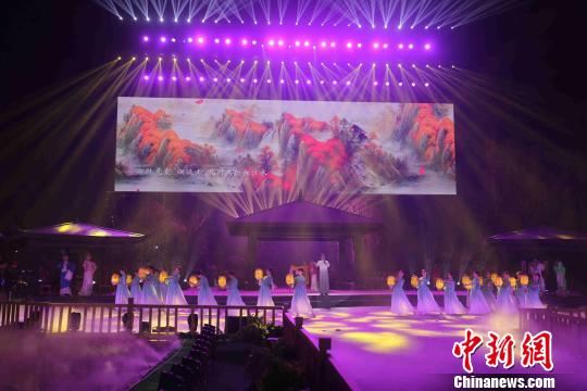 齐白石国际文化艺术节湘潭开幕故里探源成长之路