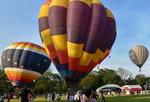 马来西亚槟城举办热气球节