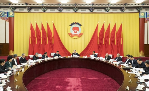 2月26日，政协第十三届全国委员会第十六次主席会议在北京举行。中共中央政治局常委、全国政协主席汪洋主持会议并讲话。