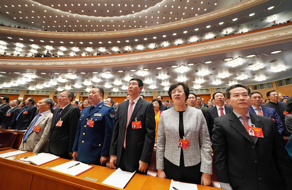 2019年3月3日下午3时，全国政协十三届二次会议在人民大会堂开幕。   本报记者 贾宁摄4
